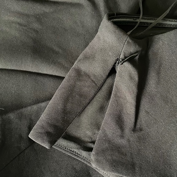 Zara cut out black top BLOGG FAV!! - Picture 13 of 15